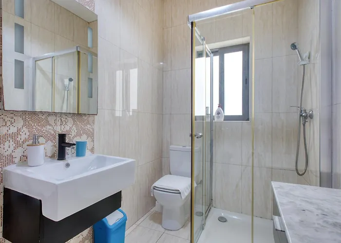 New To The Market - Seabreeze By Sf Homes Apartment St. Paul's Bay