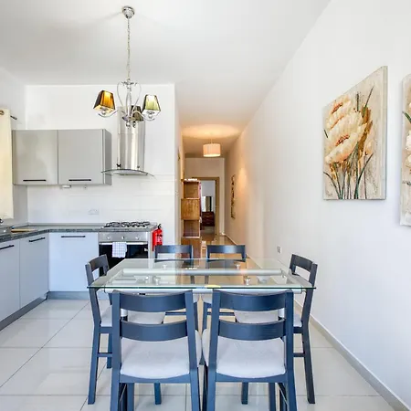 New To The Market - Seabreeze By Sf Homes Apartment *